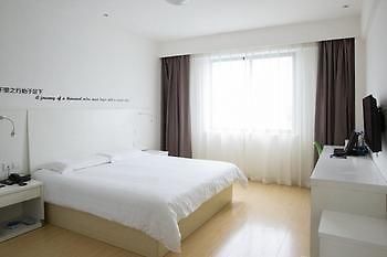 Motel 168 Shanghai Nanhui Huinan Subway Station Thượng Hải Ngoại thất bức ảnh