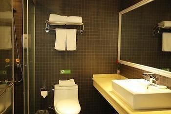 Motel 168 Shanghai Nanhui Huinan Subway Station Thượng Hải Ngoại thất bức ảnh